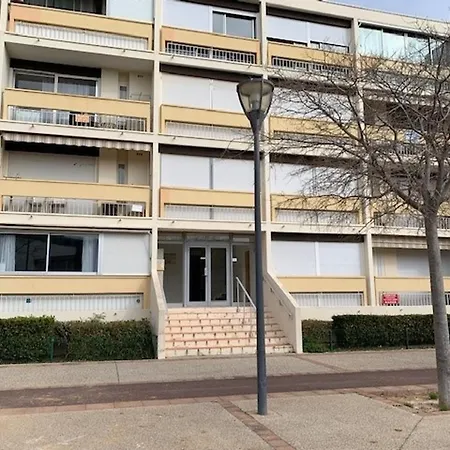 Proche Thermes Avec Balcon Et Parking A - Fr-1-503-23 아파트 *